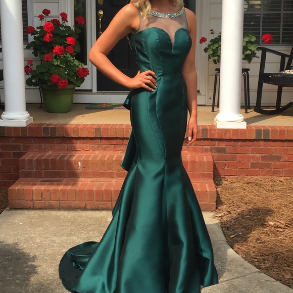 Prom Dress - Picture 4 of 6